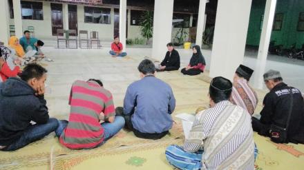 Mahasiswa Stikes Surya Global adakan Pelatihan Budidaya Jamur Tiram